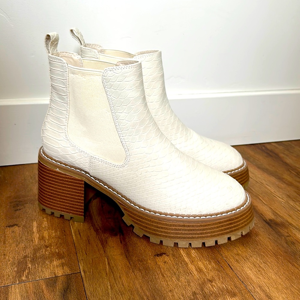 *NEW* MIA Alejandro Boots. Never worn. Size 7.5